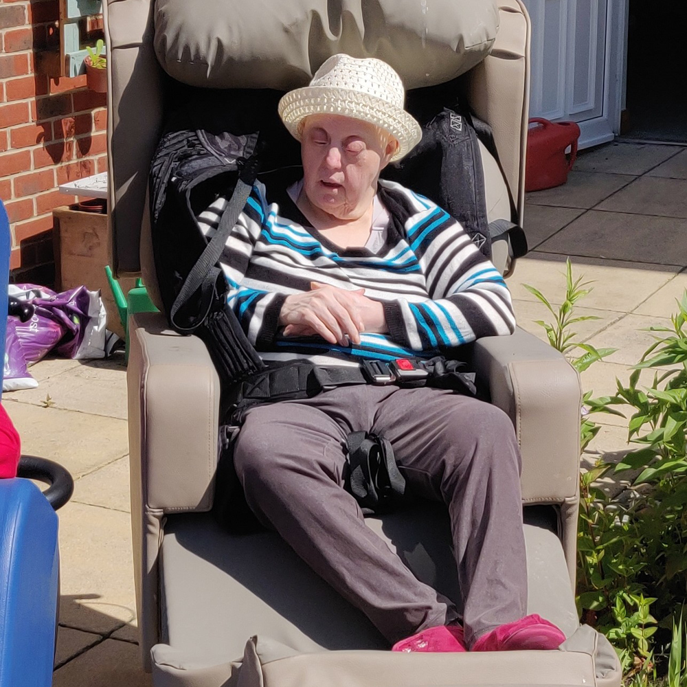 Sutherlands residents enjoying ice Lollies