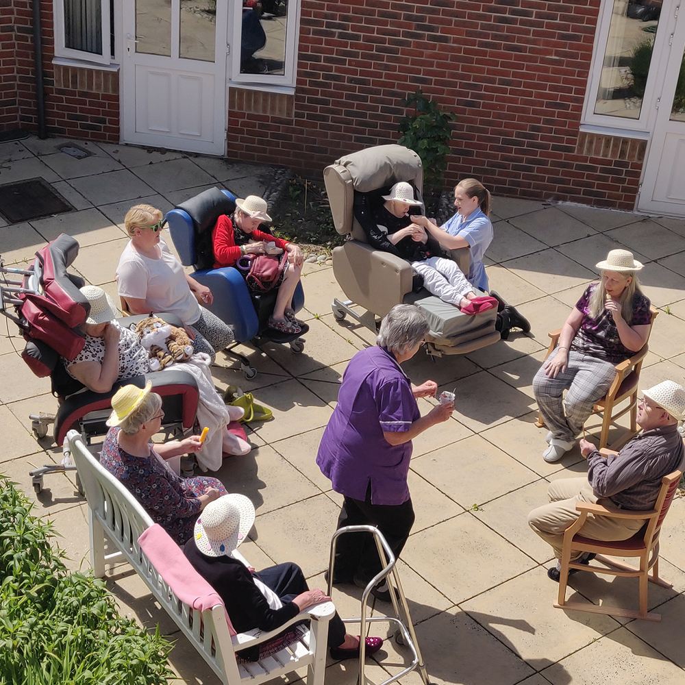 Sutherlands residents enjoying ice Lollies